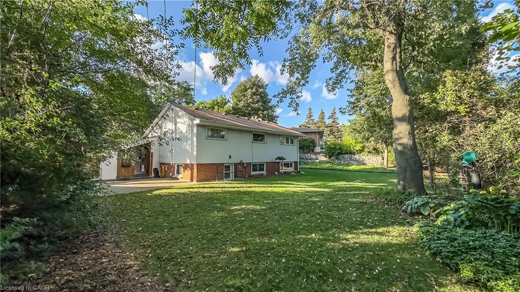 129 Oneida Boulevard