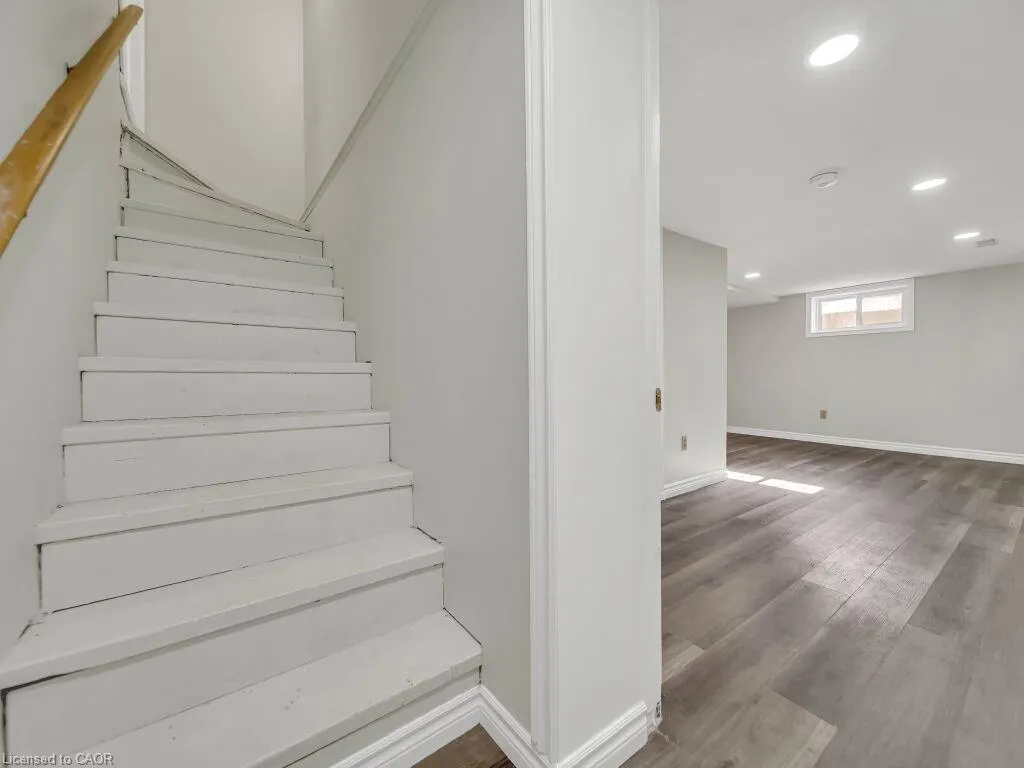 860 Vine Street