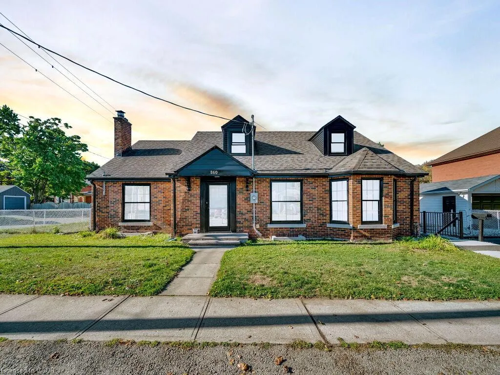 860 Vine Street