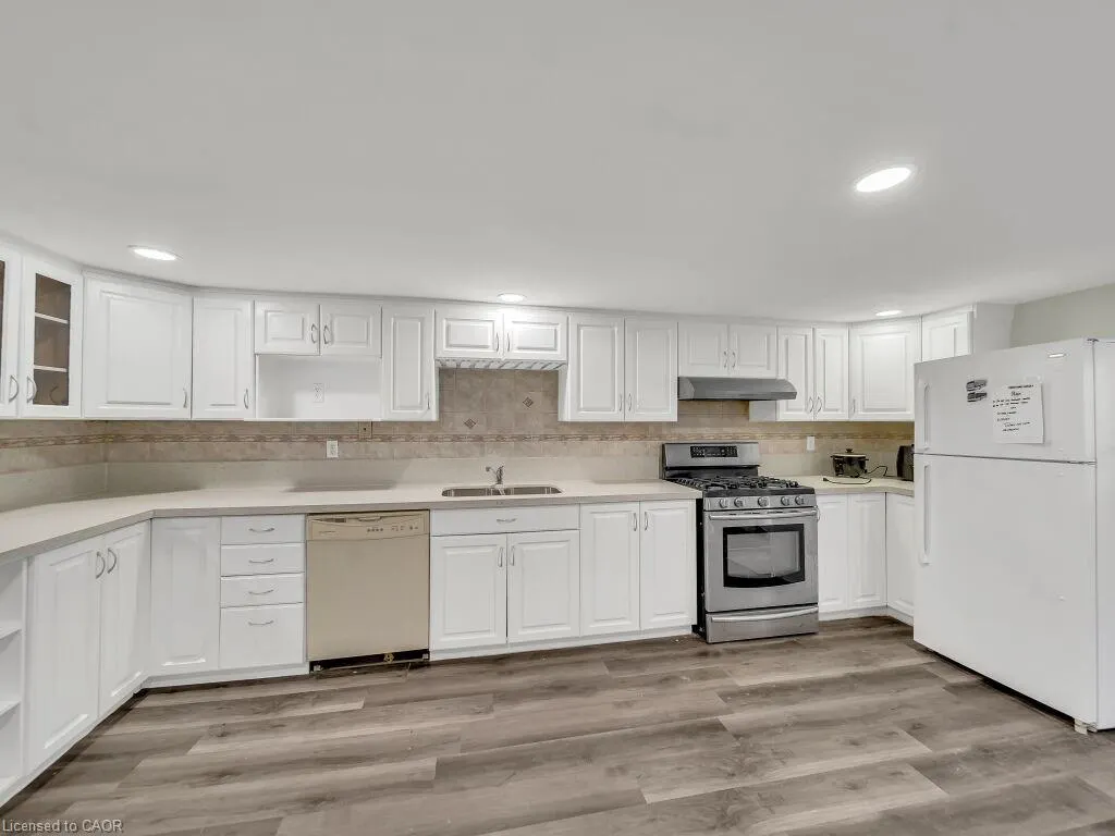 860 Vine Street