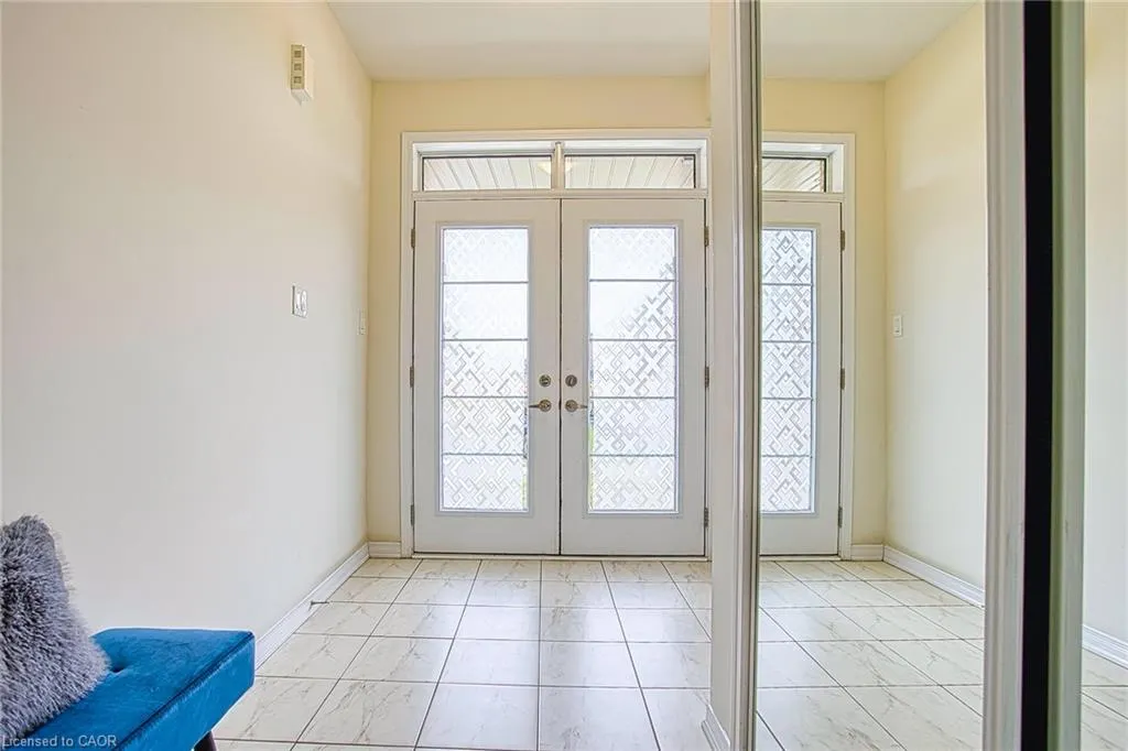 12 Midhurst Heights