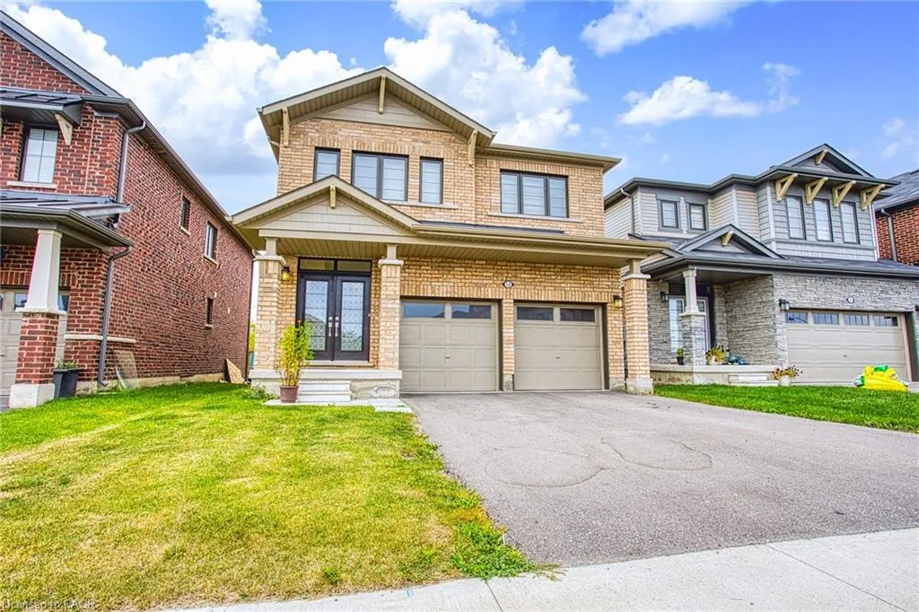12 Midhurst Heights
