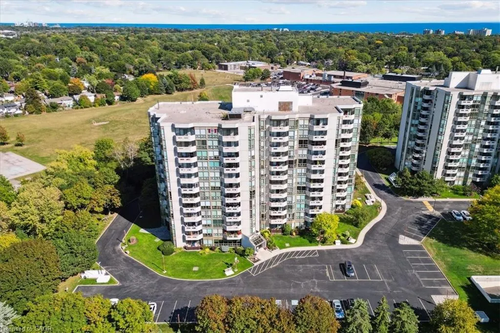 5090 Pinedale Avenue, #208