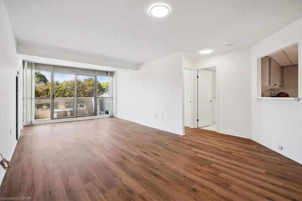 5090 Pinedale Avenue, #208