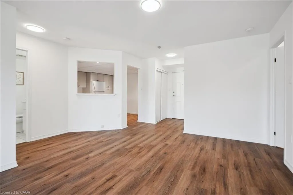 5090 Pinedale Avenue, #208