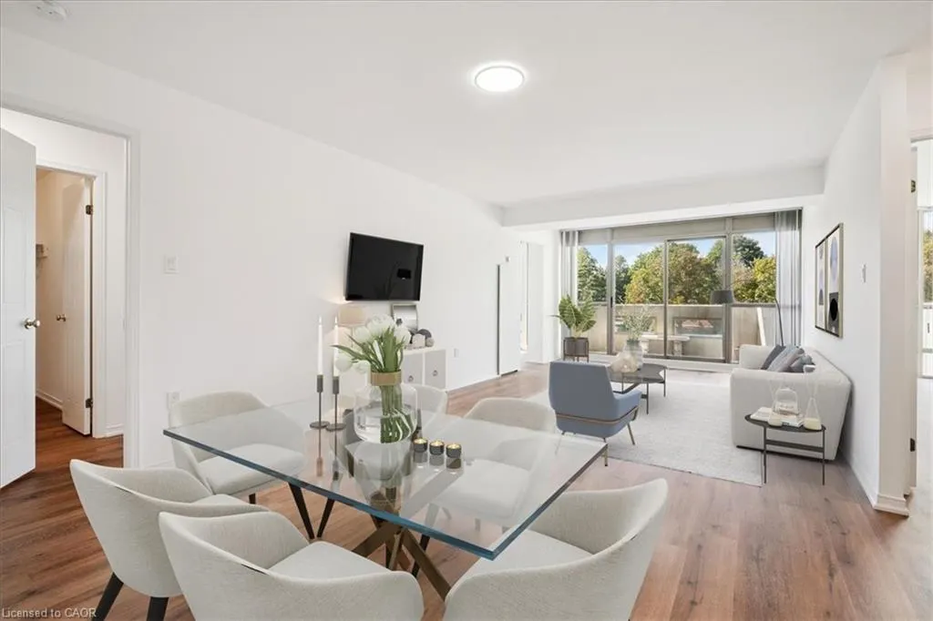 5090 Pinedale Avenue, #208