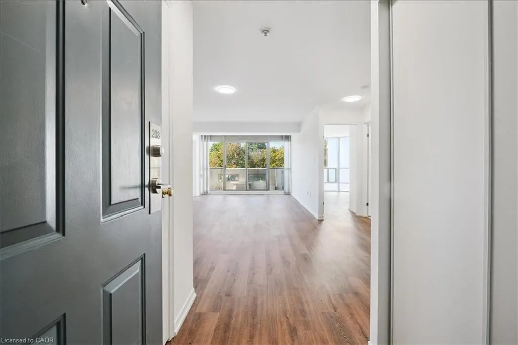 5090 Pinedale Avenue, #208