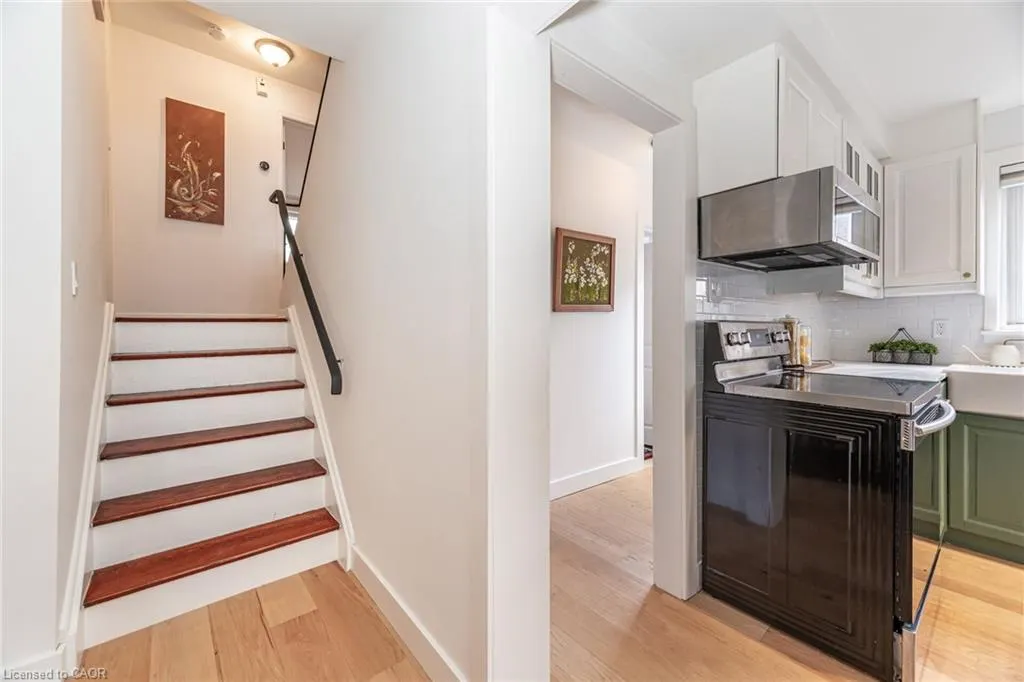 2431 Padstow Crescent