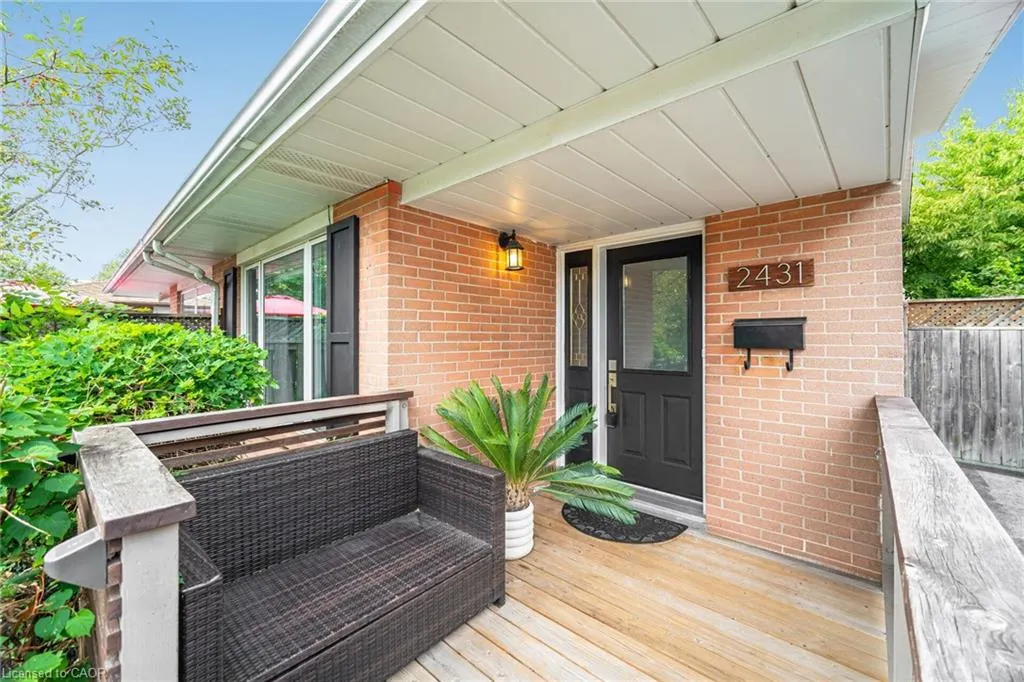 2431 Padstow Crescent