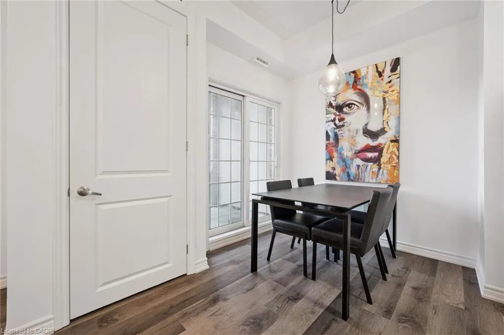 1077 Gordon Street, #228