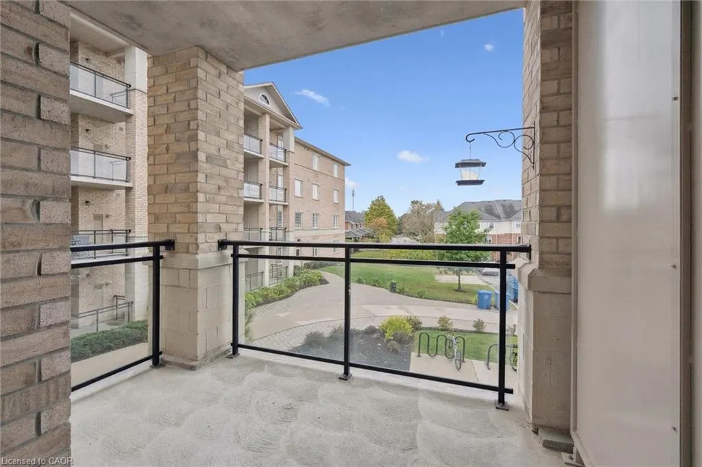 1077 Gordon Street, #228