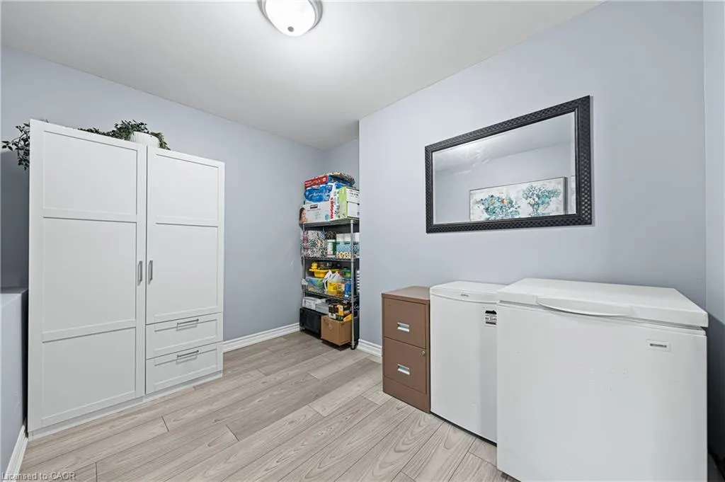 320 Alma Street, #10