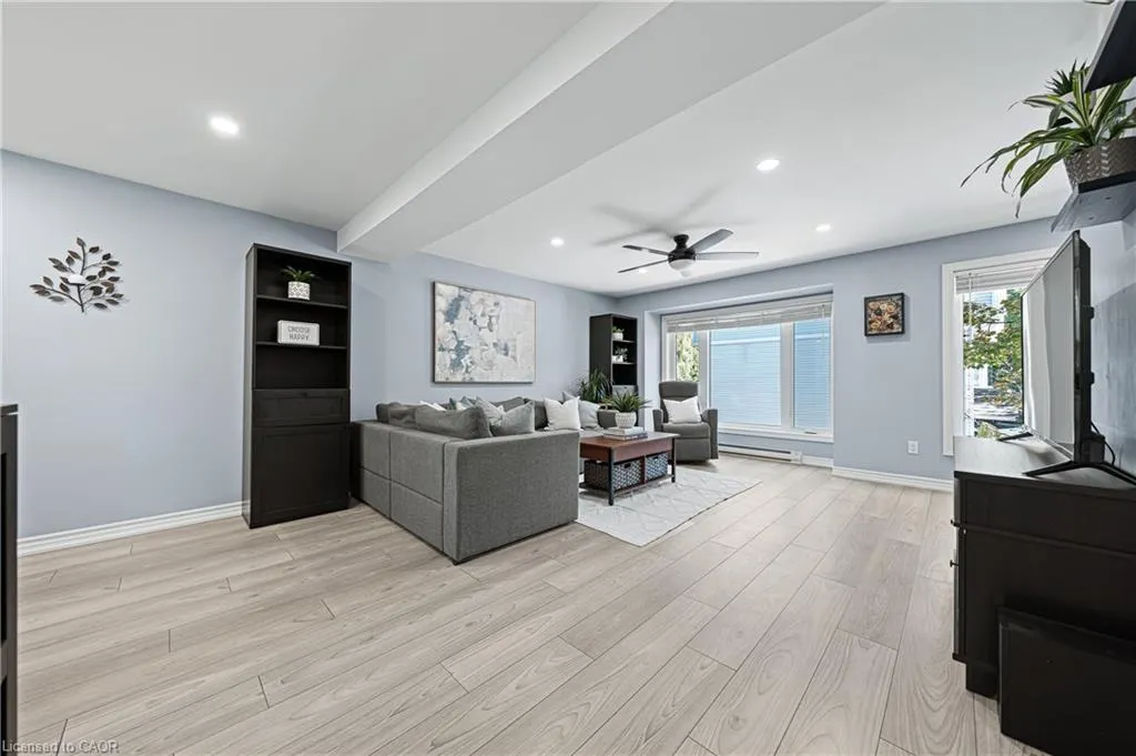 320 Alma Street, #10