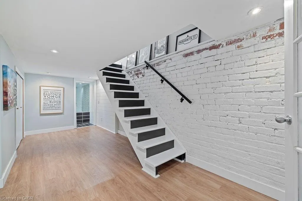 406 Margueretta Street