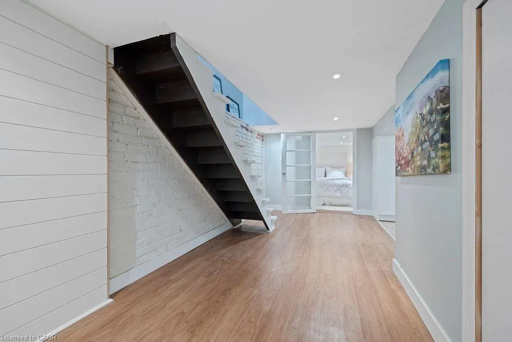 406 Margueretta Street