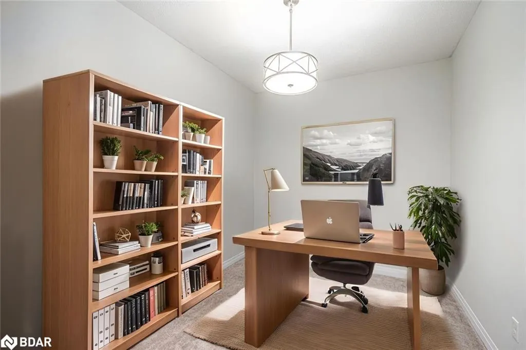 295 Cundles Road East, #404