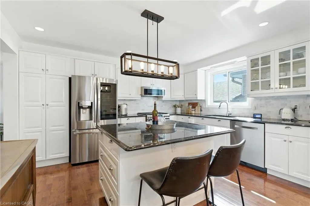 10 Millpond Place