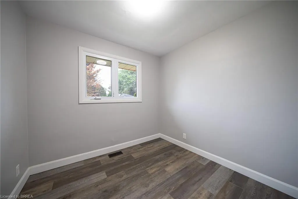 91 Varadi Avenue