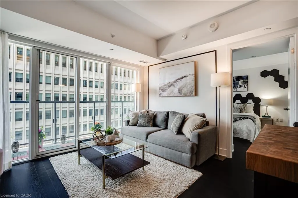 955 Bay Street, #1809