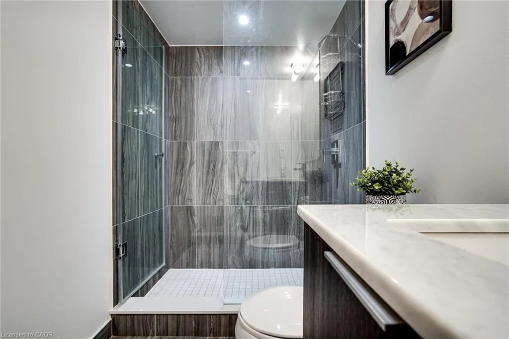 955 Bay Street, #1809