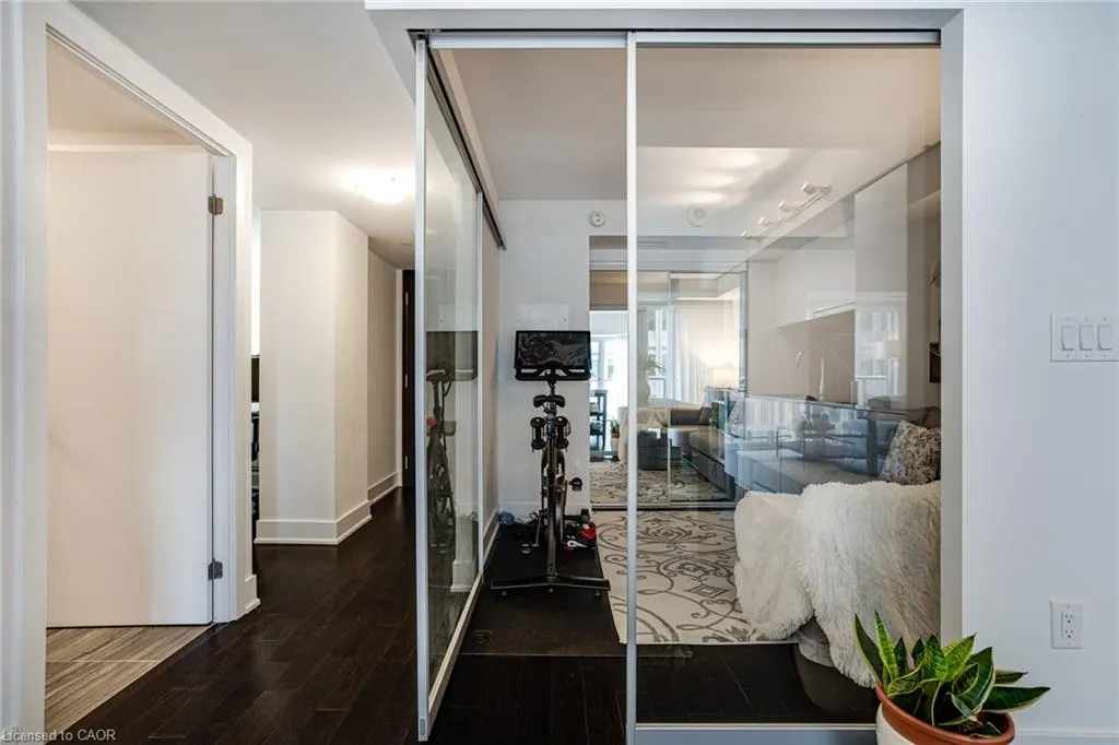 955 Bay Street, #1809