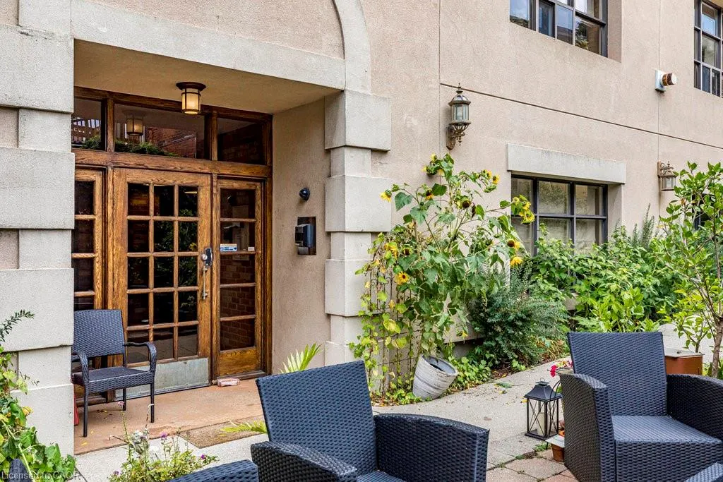 36 Margaret Street, #44