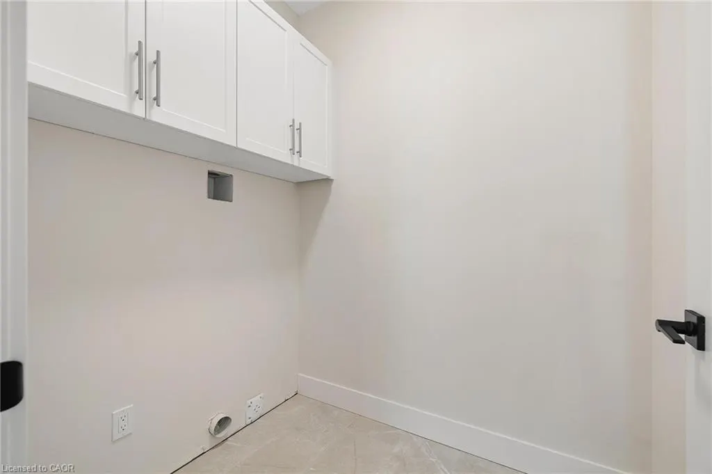 12 Washington Street, #202