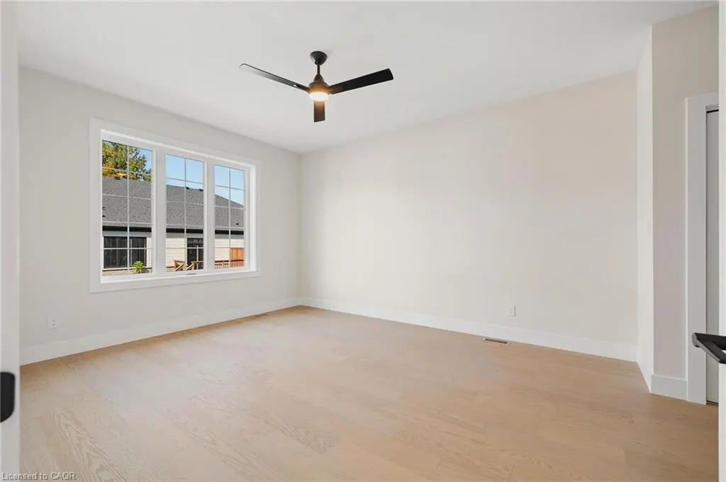 12 Washington Street, #202