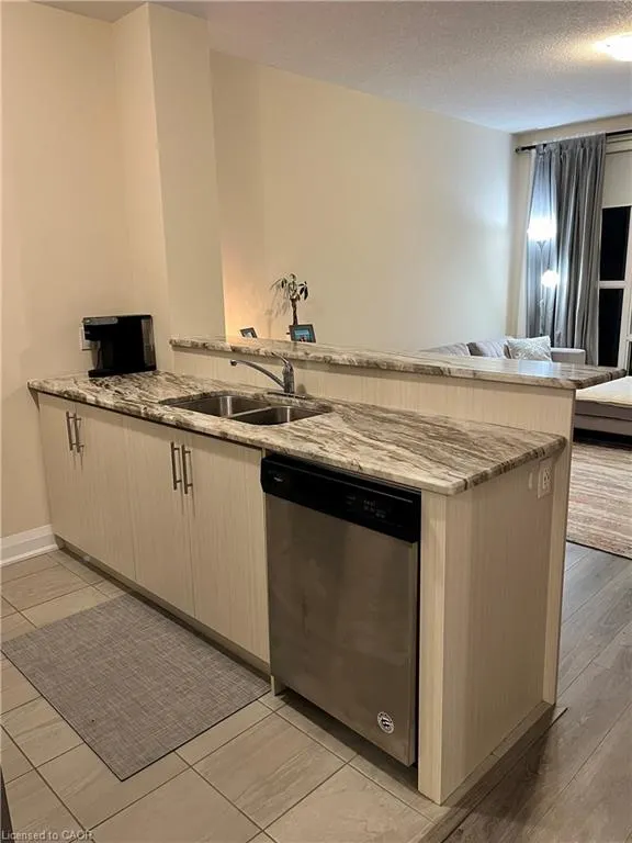 16 Concord Place, #214