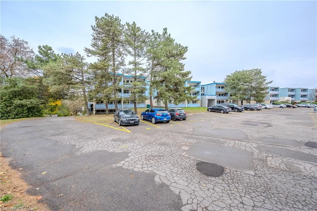 105 Conroy Crescent, #511