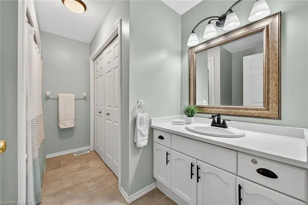 20 Courtland Drive, #2