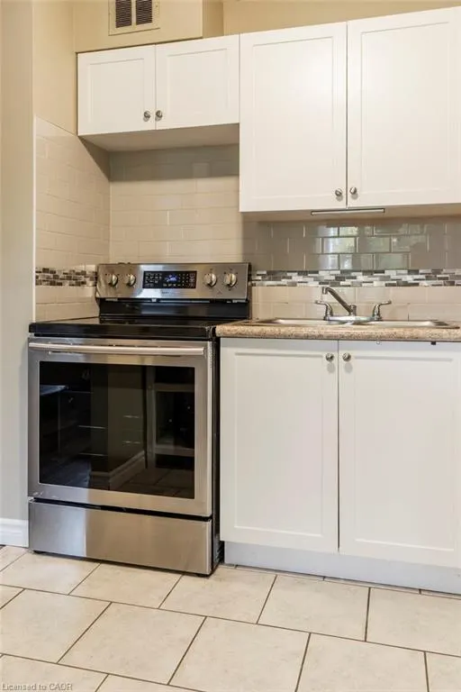 75 Glenburn Court, #409