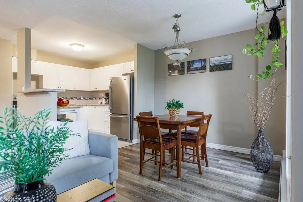 75 Glenburn Court, #409