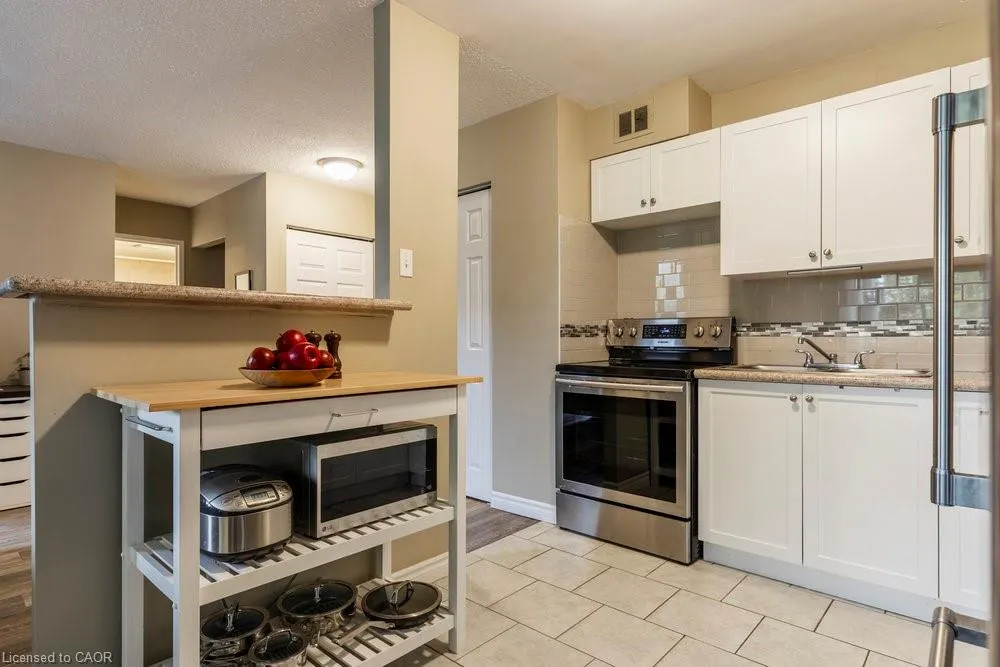 75 Glenburn Court, #409