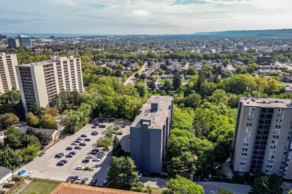 75 Glenburn Court, #409