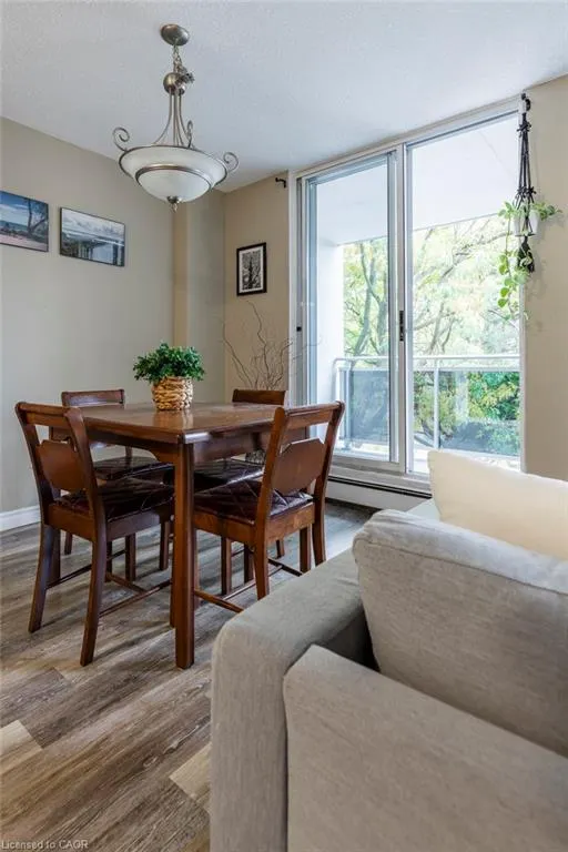 75 Glenburn Court, #409