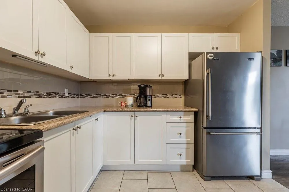 75 Glenburn Court, #409