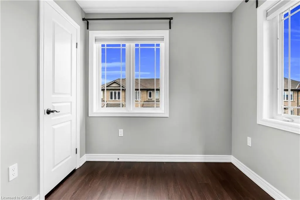 89 Bloom Crescent