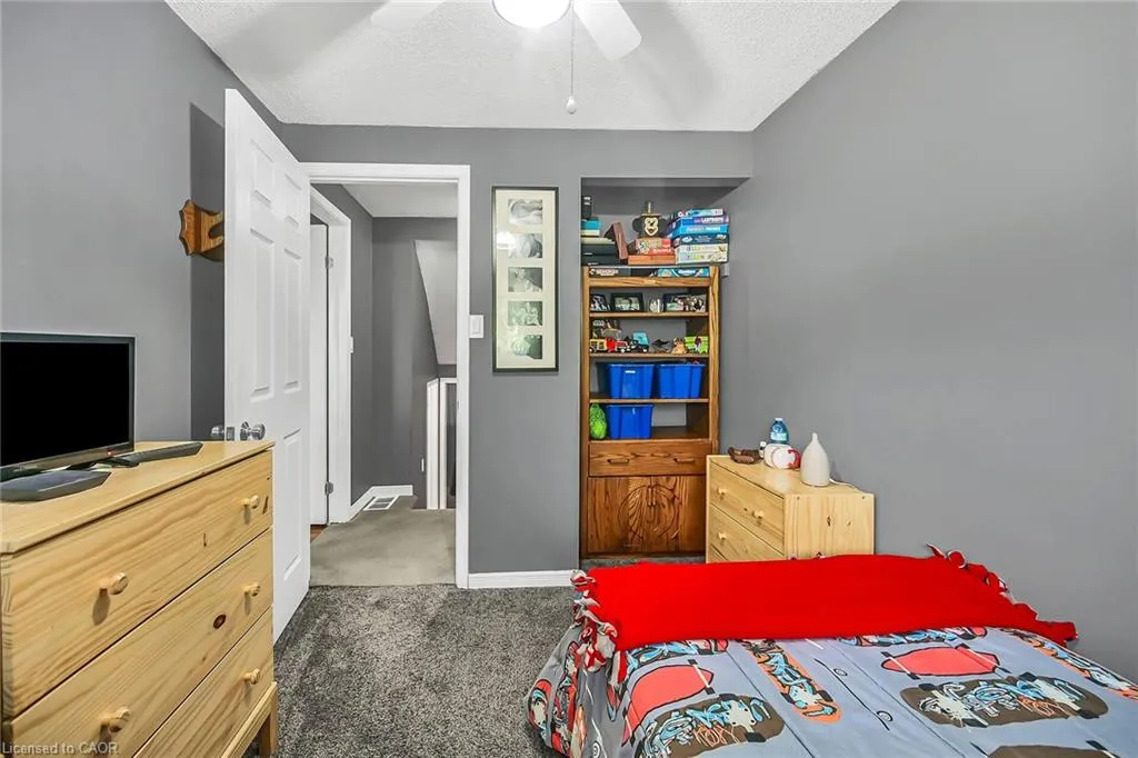 444 Stone Church Road W, #P1