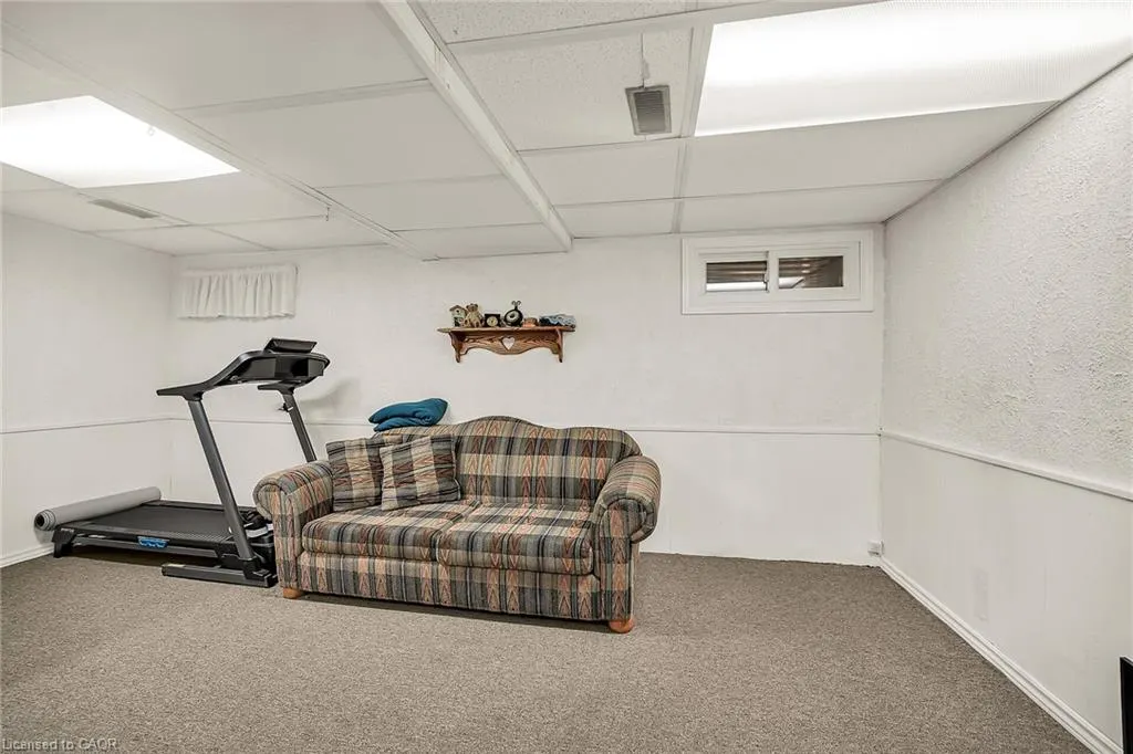 444 Stone Church Road W, #P1