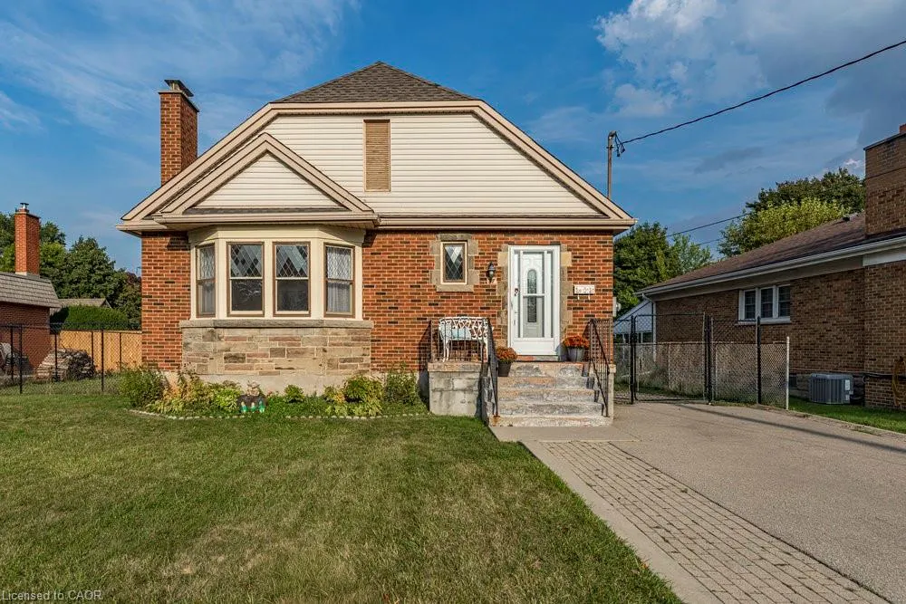 37 Lower Horning Road