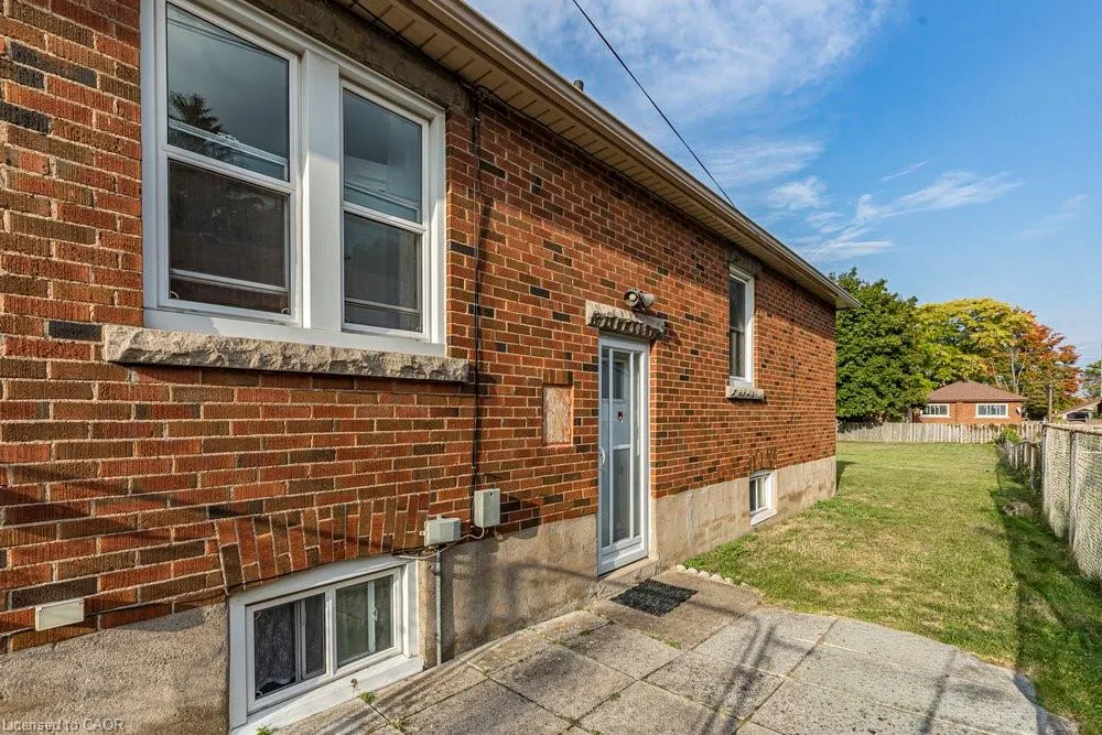 37 Lower Horning Road