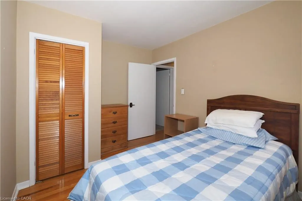 50 Earlscourt Crescent