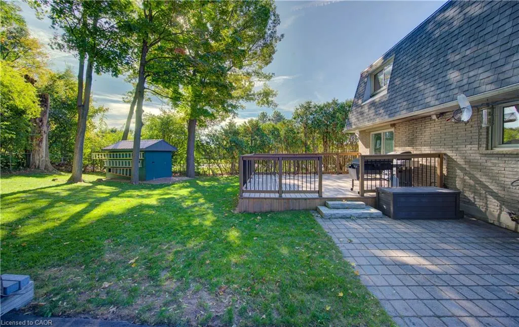276 Laurentian Drive