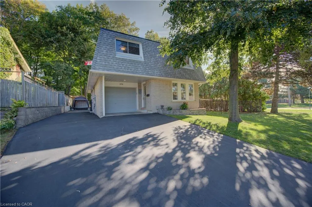 276 Laurentian Drive