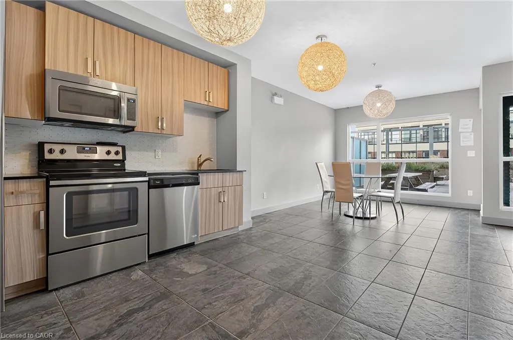 1 Victoria Street S, #1804