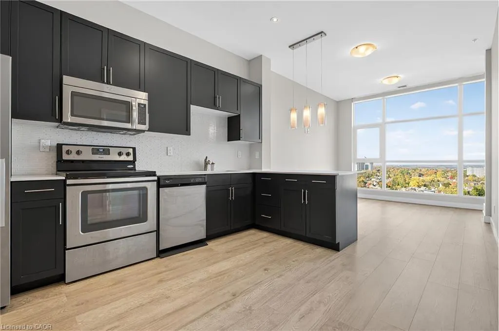 1 Victoria Street S, #1804