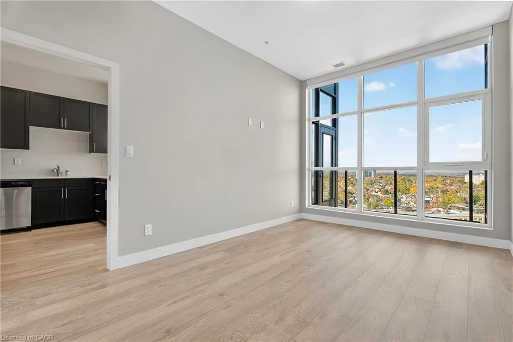 1 Victoria Street S, #1804