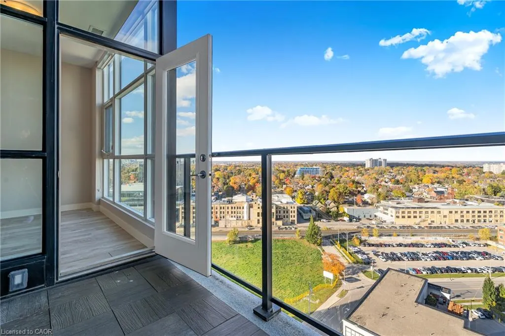 1 Victoria Street S, #1804