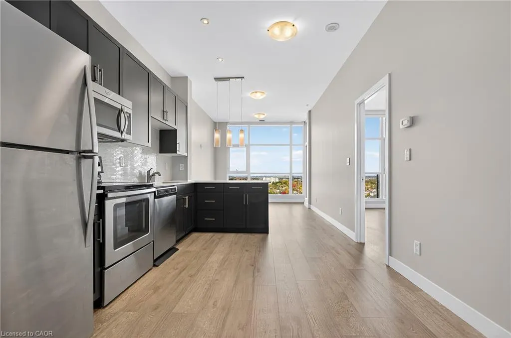 1 Victoria Street S, #1804